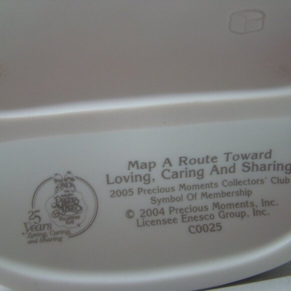 Precious Moments Map A Route Toward Loving Caring, Sharing 2005 Membership C0025 - Picture 12 of 16